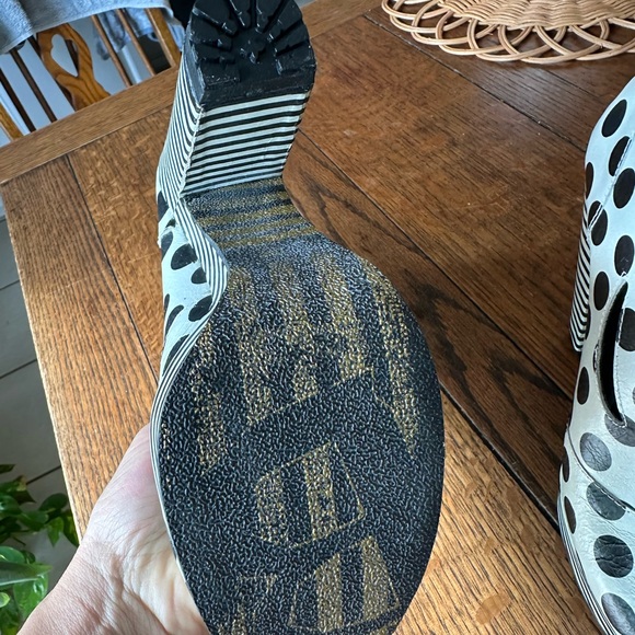 Polka dot and stripes platform black and white boots size 6 - Picture 3 of 6